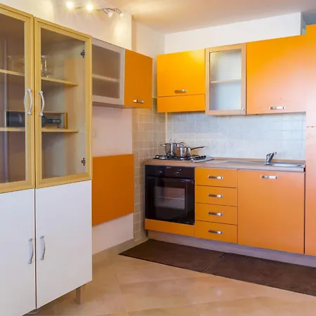 Apartment Nero D'avola Morgante By Interhome